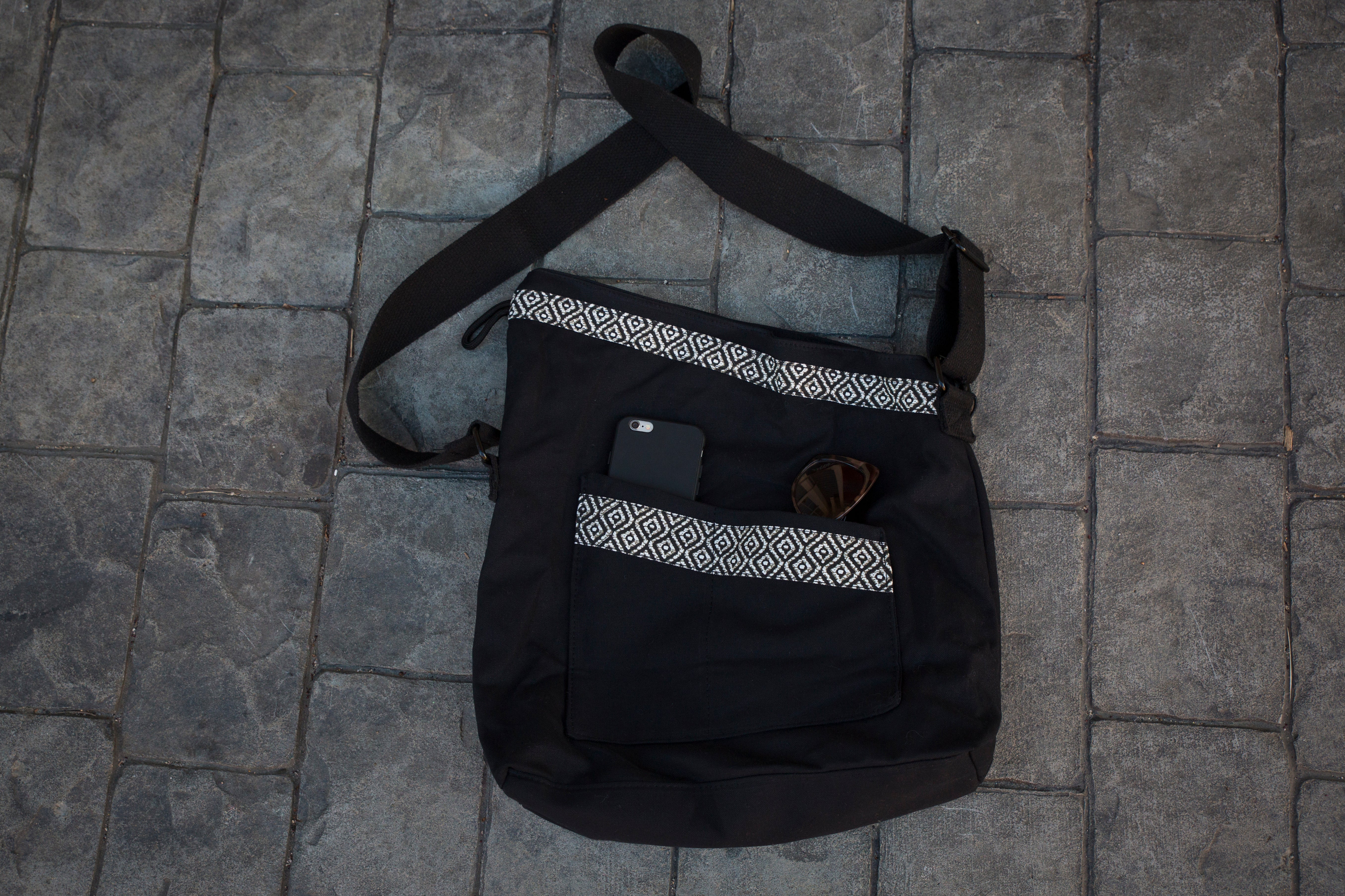 Ujjaya Tote - Black